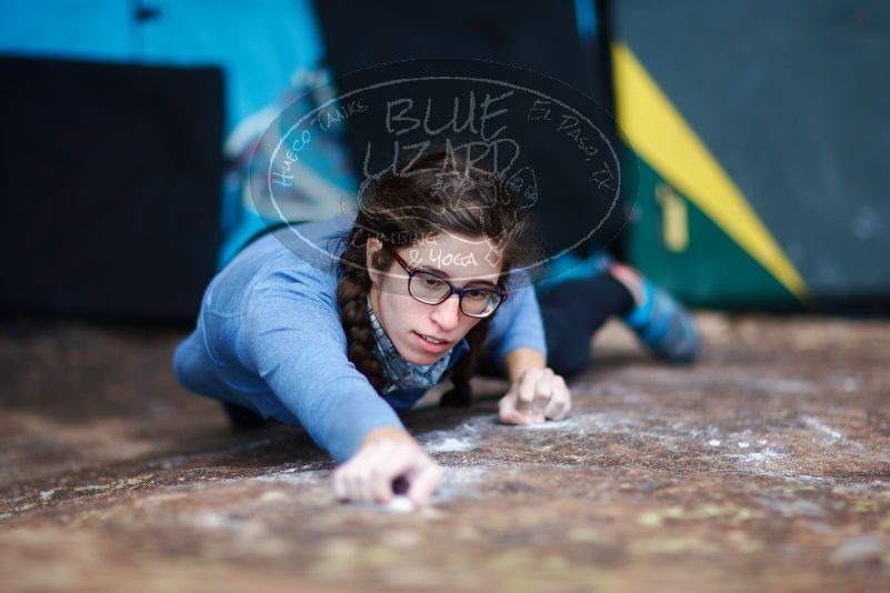 

Filename: SRM_20170105_1604122.jpg
Aperture: f/1.2
Shutter Speed: 1/1250
Body: Canon EOS-1D Mark II
Lens: Canon EF 85mm f/1.2 L II