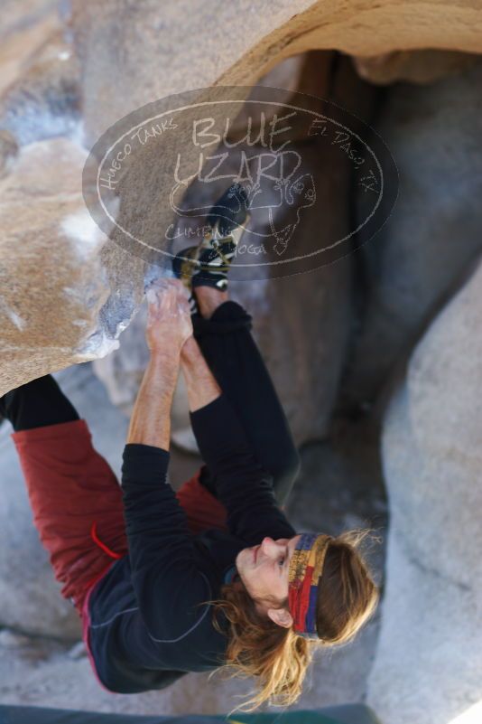 

Filename: SRM_20170128_1129373.jpg
Aperture: f/2.0
Shutter Speed: 1/200
Body: Canon EOS-1D Mark II
Lens: Canon EF 85mm f/1.2 L II