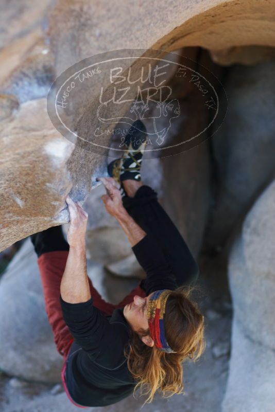 

Filename: SRM_20170128_1129382.jpg
Aperture: f/2.0
Shutter Speed: 1/250
Body: Canon EOS-1D Mark II
Lens: Canon EF 85mm f/1.2 L II