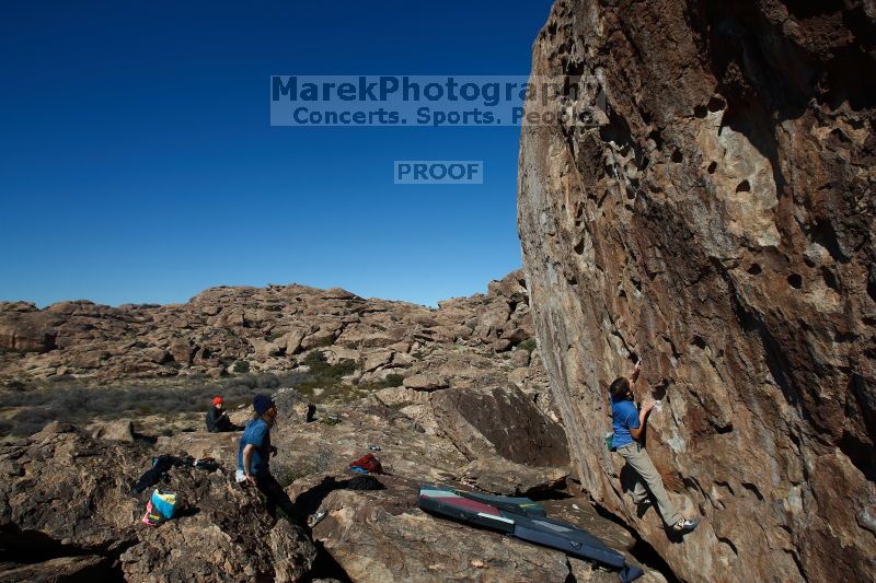 

Filename: SRM_20170129_1318491.jpg
Aperture: f/8.0
Shutter Speed: 1/320
Body: Canon EOS-1D Mark II
Lens: Canon EF 16-35mm f/2.8 L
