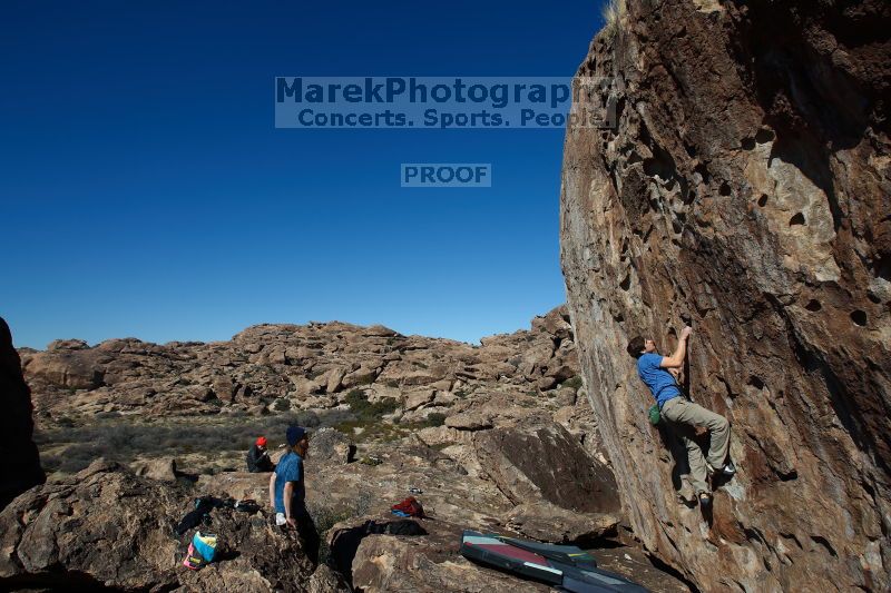 

Filename: SRM_20170129_1319041.jpg
Aperture: f/8.0
Shutter Speed: 1/320
Body: Canon EOS-1D Mark II
Lens: Canon EF 16-35mm f/2.8 L