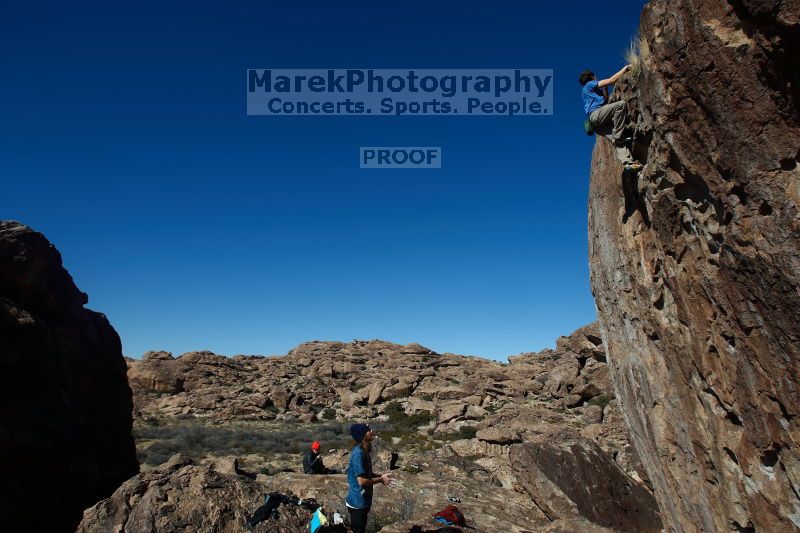 

Filename: SRM_20170129_1320371.jpg
Aperture: f/8.0
Shutter Speed: 1/320
Body: Canon EOS-1D Mark II
Lens: Canon EF 16-35mm f/2.8 L