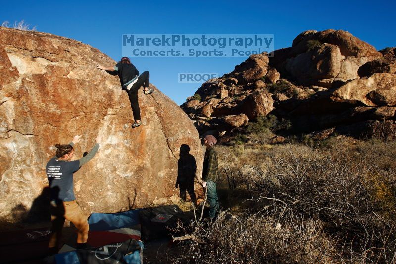 

Filename: SRM_20170129_1650131.jpg
Aperture: f/8.0
Shutter Speed: 1/320
Body: Canon EOS-1D Mark II
Lens: Canon EF 16-35mm f/2.8 L