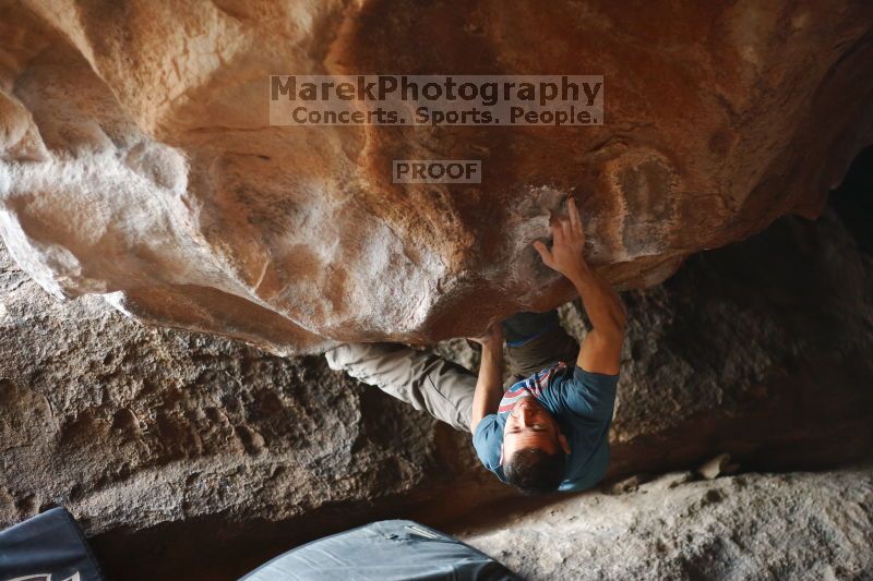 

Filename: SRM_20170203_1338451.jpg
Aperture: f/2.0
Shutter Speed: 1/320
Body: Canon EOS-1D Mark II
Lens: Canon EF 50mm f/1.8 II