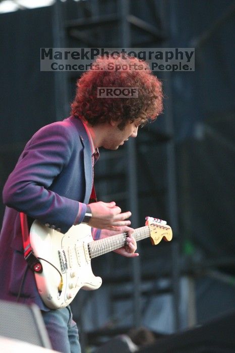 The Strokes perform on the 99X stage on the second day of Music Midtown, 2004.

Filename: IMG_6576.jpg
Aperture: f/3.2
Shutter Speed: 1/250
Body: Canon EOS DIGITAL REBEL
Lens: Canon EF 80-200mm f/2.8 L