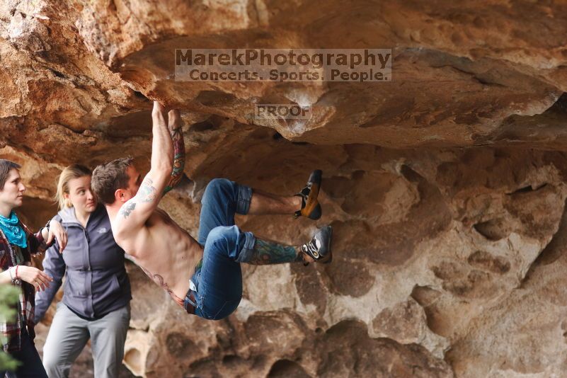 

Filename: SRM_20170218_1403160.jpg
Aperture: f/2.0
Shutter Speed: 1/1000
Body: Canon EOS-1D Mark II
Lens: Canon EF 85mm f/1.2 L II