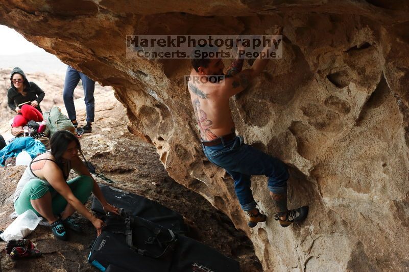 

Filename: SRM_20170218_1428130.jpg
Aperture: f/4.0
Shutter Speed: 1/400
Body: Canon EOS-1D Mark II
Lens: Canon EF 50mm f/1.8 II