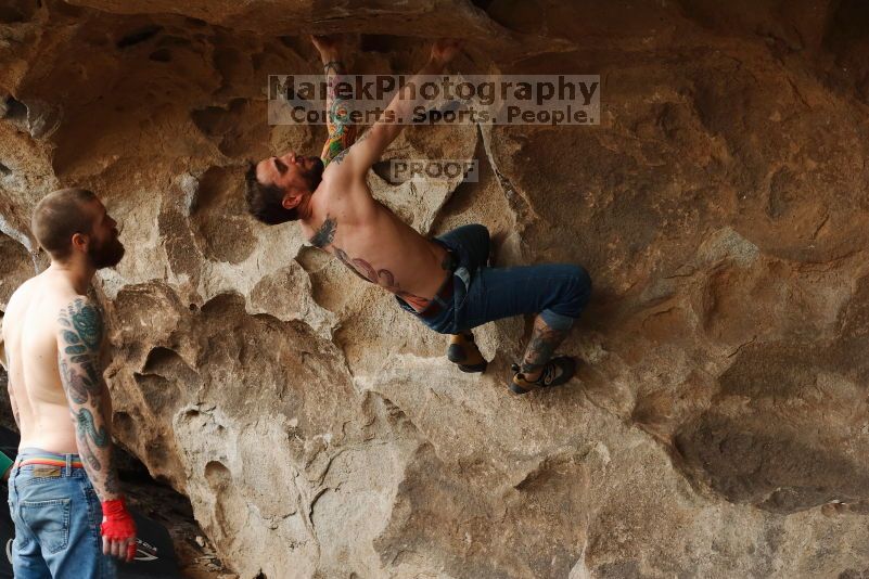 

Filename: SRM_20170218_1428370.jpg
Aperture: f/4.0
Shutter Speed: 1/320
Body: Canon EOS-1D Mark II
Lens: Canon EF 50mm f/1.8 II