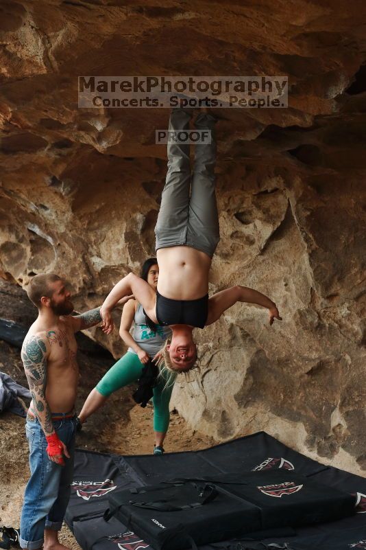 

Filename: SRM_20170218_1431003.jpg
Aperture: f/4.0
Shutter Speed: 1/500
Body: Canon EOS-1D Mark II
Lens: Canon EF 50mm f/1.8 II