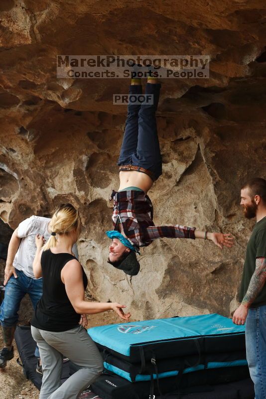 

Filename: SRM_20170218_1435410.jpg
Aperture: f/5.6
Shutter Speed: 1/200
Body: Canon EOS-1D Mark II
Lens: Canon EF 50mm f/1.8 II