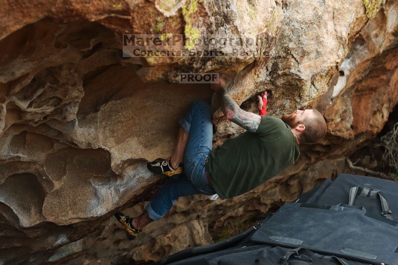 

Filename: SRM_20170218_1525031.jpg
Aperture: f/4.0
Shutter Speed: 1/200
Body: Canon EOS-1D Mark II
Lens: Canon EF 50mm f/1.8 II