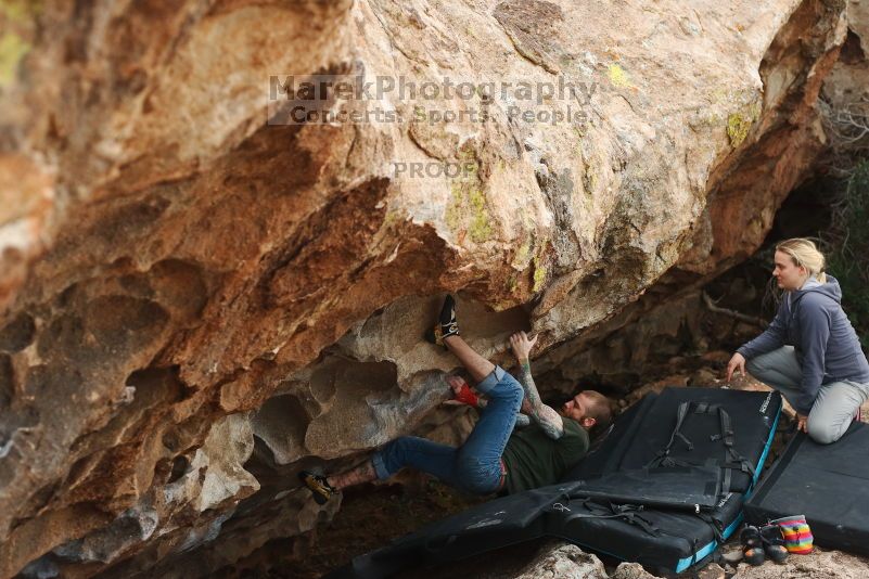 

Filename: SRM_20170218_1537190.jpg
Aperture: f/4.0
Shutter Speed: 1/500
Body: Canon EOS-1D Mark II
Lens: Canon EF 50mm f/1.8 II