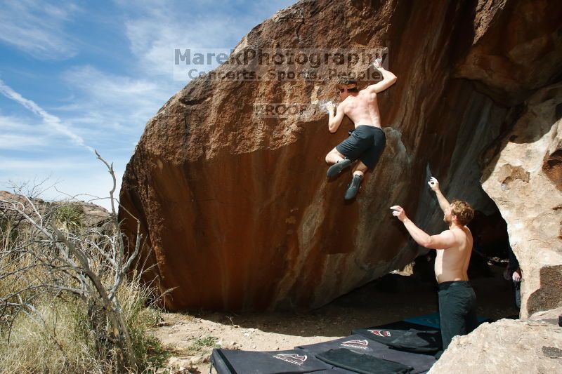 

Filename: SRM_20170311_1142100.jpg
Aperture: f/9.0
Shutter Speed: 1/250
Body: Canon EOS-1D Mark II
Lens: Canon EF 16-35mm f/2.8 L