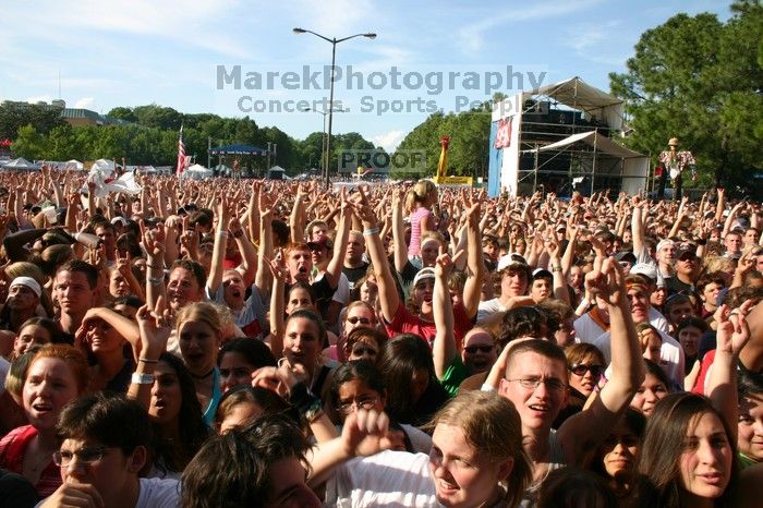 Trapt performs on the 99X stage on the second day of Music Midtown, 2004.
Filename: IMG_6405.jpg
Aperture: f/16.0
Shutter Speed: 1/80
Body: Canon EOS DIGITAL REBEL
Lens: Canon EF-S 18-55mm f/3.5-5.6