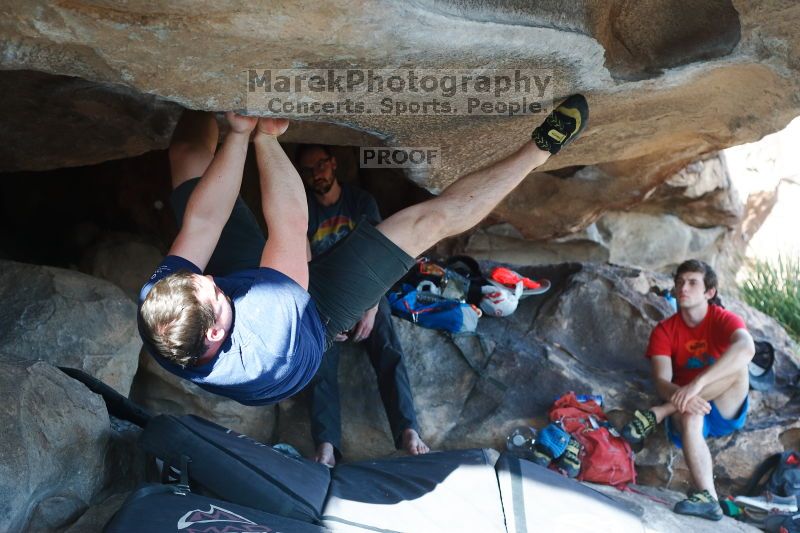 

Filename: SRM_20170311_1559040.jpg
Aperture: f/4.0
Shutter Speed: 1/500
Body: Canon EOS-1D Mark II
Lens: Canon EF 50mm f/1.8 II