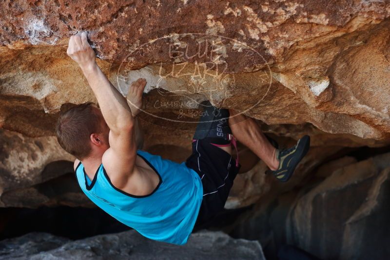 

Filename: SRM_20170312_1138070.jpg
Aperture: f/4.0
Shutter Speed: 1/640
Body: Canon EOS-1D Mark II
Lens: Canon EF 50mm f/1.8 II