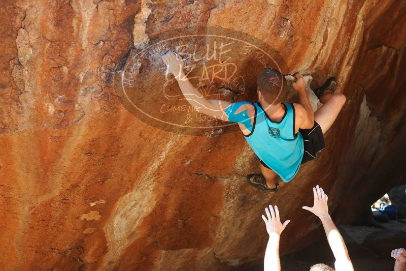 

Filename: SRM_20170312_1343080.jpg
Aperture: f/4.0
Shutter Speed: 1/320
Body: Canon EOS-1D Mark II
Lens: Canon EF 50mm f/1.8 II