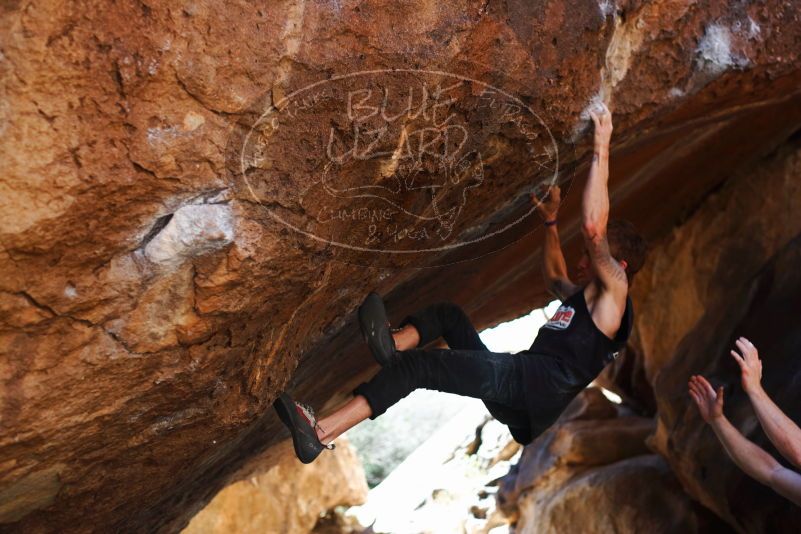 

Filename: SRM_20170314_1123101.jpg
Aperture: f/2.8
Shutter Speed: 1/400
Body: Canon EOS-1D Mark II
Lens: Canon EF 50mm f/1.8 II