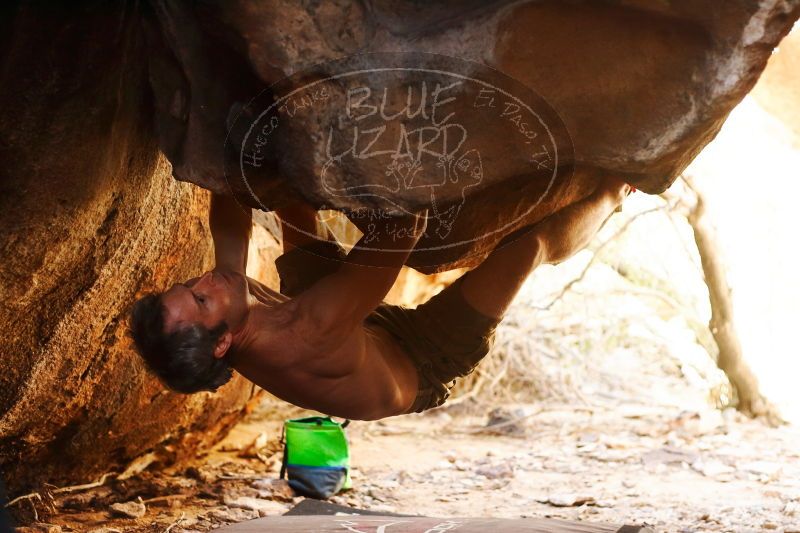 

Filename: SRM_20170315_1126142.jpg
Aperture: f/2.8
Shutter Speed: 1/200
Body: Canon EOS-1D Mark II
Lens: Canon EF 50mm f/1.8 II