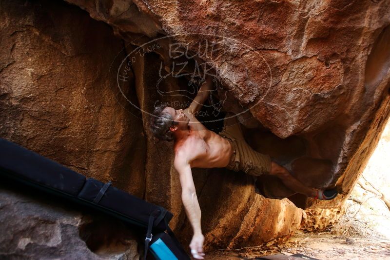 

Filename: SRM_20170315_1156543.jpg
Aperture: f/2.8
Shutter Speed: 1/125
Body: Canon EOS-1D Mark II
Lens: Canon EF 16-35mm f/2.8 L