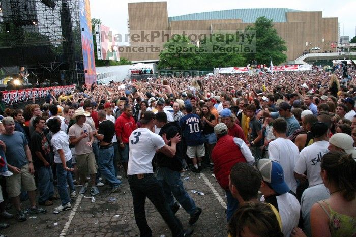 Jessica Simpson performs on the third day of Music Midtown, 2004.

Filename: IMG_7220.jpg
Aperture: f/7.1
Shutter Speed: 1/125
Body: Canon EOS DIGITAL REBEL
Lens: Canon EF-S 18-55mm f/3.5-5.6
