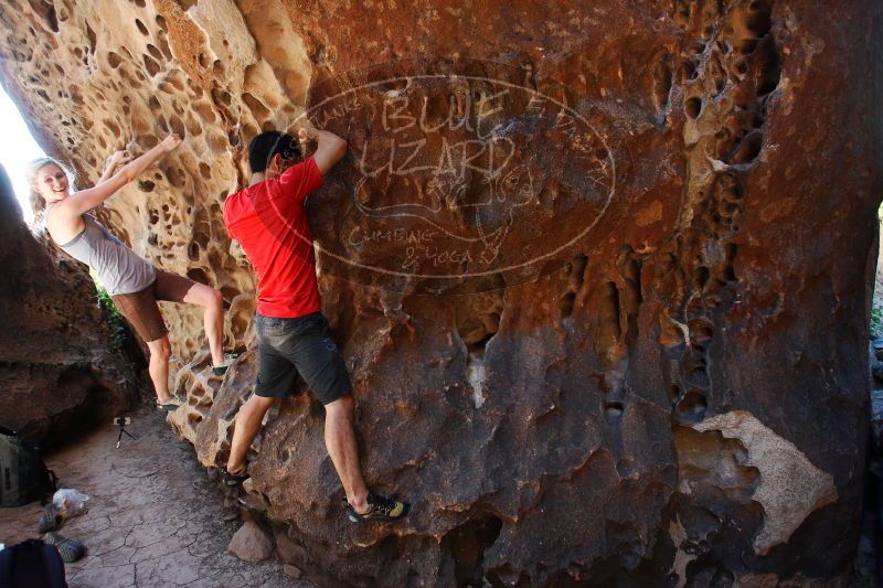 

Filename: SRM_20170525_1129100.jpg
Aperture: f/4.0
Shutter Speed: 1/125
Body: Canon EOS-1D Mark II
Lens: Canon EF 16-35mm f/2.8 L