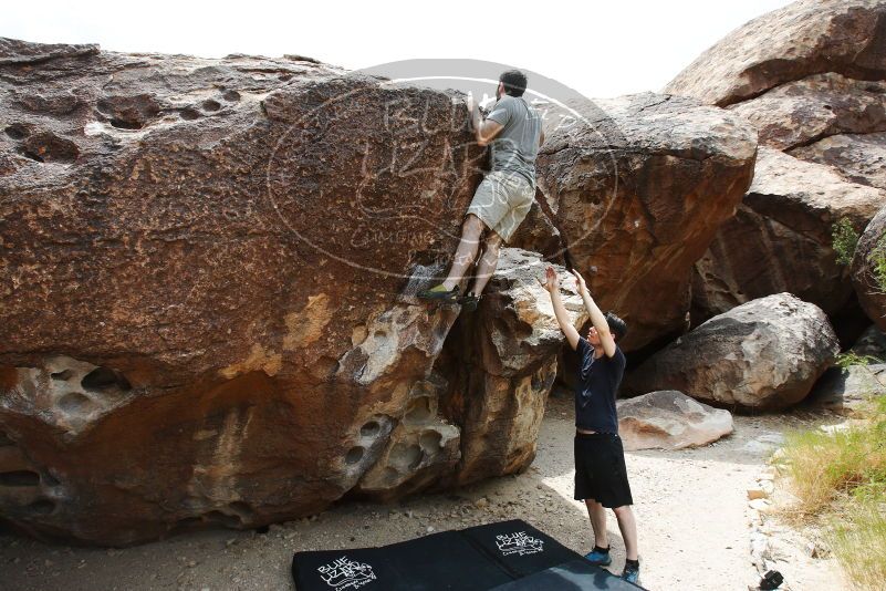 

Filename: SRM_20170625_1422210.jpg
Aperture: f/8.0
Shutter Speed: 1/250
Body: Canon EOS-1D Mark II
Lens: Canon EF 16-35mm f/2.8 L