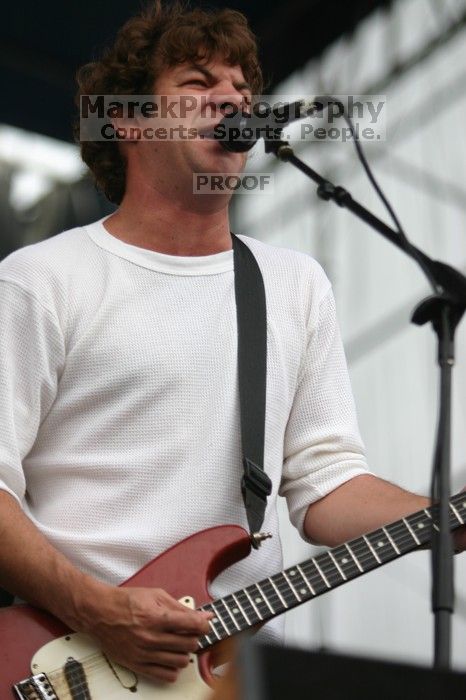 Ween performs on the 96 Rock stage on the third day of Music Midtown, 2004.

Filename: IMG_7015.jpg
Aperture: f/2.8
Shutter Speed: 1/320
Body: Canon EOS DIGITAL REBEL
Lens: Canon EF 80-200mm f/2.8 L