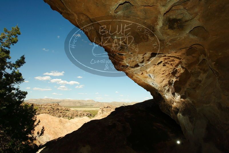 

Filename: SRM_20171020_1510170.jpg
Aperture: f/9.0
Shutter Speed: 1/250
Body: Canon EOS-1D Mark II
Lens: Canon EF 16-35mm f/2.8 L