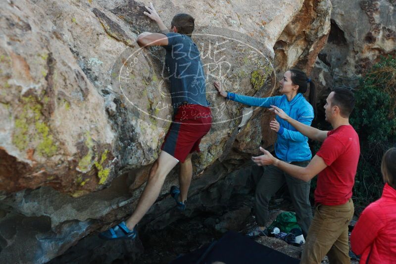 

Filename: SRM_20171118_1626430.jpg
Aperture: f/3.5
Shutter Speed: 1/1000
Body: Canon EOS-1D Mark II
Lens: Canon EF 50mm f/1.8 II