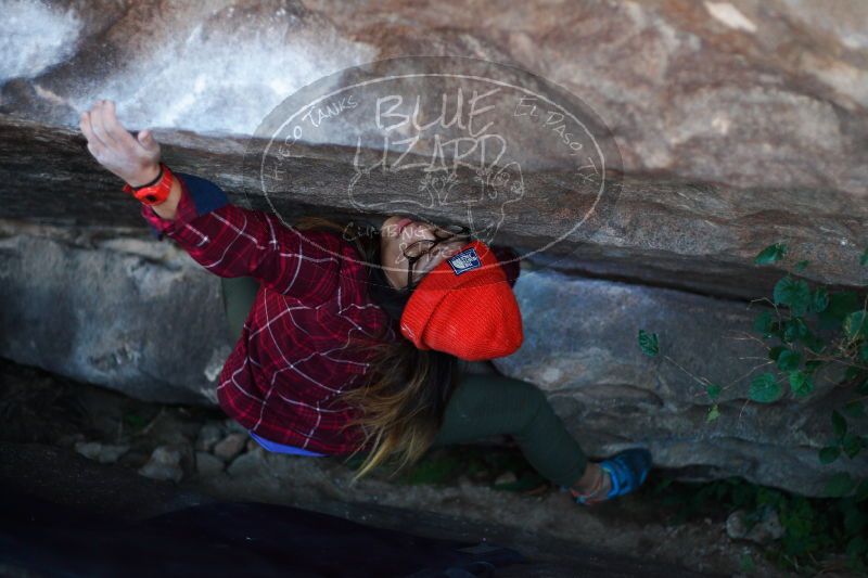 

Filename: SRM_20171119_1154002.jpg
Aperture: f/2.0
Shutter Speed: 1/320
Body: Canon EOS-1D Mark II
Lens: Canon EF 50mm f/1.8 II