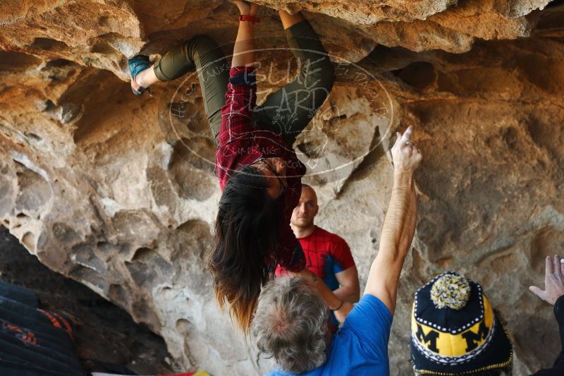 

Filename: SRM_20171119_1420170.jpg
Aperture: f/4.0
Shutter Speed: 1/200
Body: Canon EOS-1D Mark II
Lens: Canon EF 50mm f/1.8 II