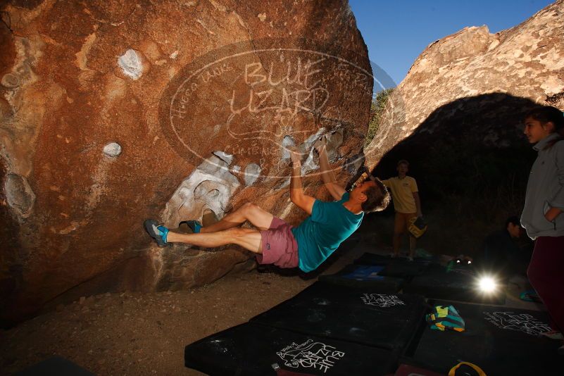 

Filename: SRM_20171124_1006130.jpg
Aperture: f/8.0
Shutter Speed: 1/250
Body: Canon EOS-1D Mark II
Lens: Canon EF 16-35mm f/2.8 L