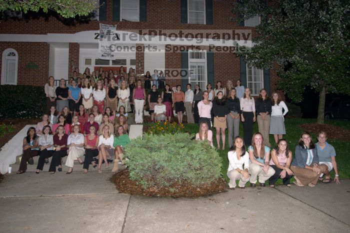 

Filename: CRW_3109.jpg
Aperture: f/5.6
Shutter Speed: 1/200
Body: Canon EOS DIGITAL REBEL
Lens: Sigma 15-30mm f/3.5-4.5 EX Aspherical DG DF