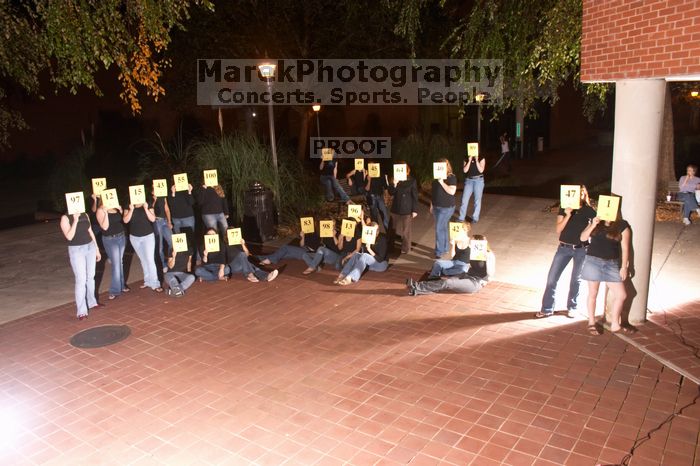 

Filename: CRW_2536.jpg
Aperture: f/5.6
Shutter Speed: 1/100
Body: Canon EOS DIGITAL REBEL
Lens: Canon EF-S 18-55mm f/3.5-5.6