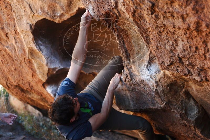 

Filename: SRM_20171228_1441002.jpg
Aperture: f/2.8
Shutter Speed: 1/250
Body: Canon EOS-1D Mark II
Lens: Canon EF 50mm f/1.8 II