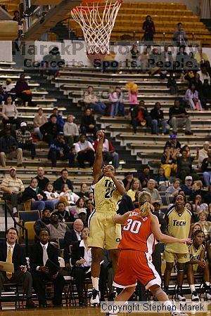 The Georgia Tech women's basketball team played Clemson.
Filename: img_0654_std.jpg
Aperture: f/2.8
Shutter Speed: 1/320
Body: Canon EOS DIGITAL REBEL
Lens: Canon EF 80-200mm f/2.8 L