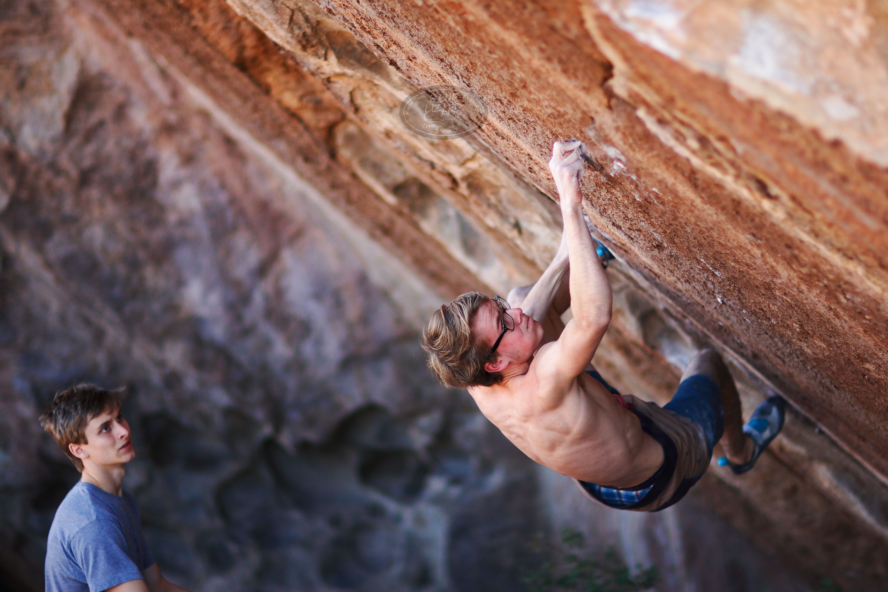 

Filename: SRM_20171230_1311422.jpg
Aperture: f/1.2
Shutter Speed: 1/3200
Body: Canon EOS-1D Mark II
Lens: Canon EF 85mm f/1.2 L II