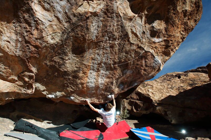 

Filename: SRM_20180105_1202550.jpg
Aperture: f/4.5
Shutter Speed: 1/250
Body: Canon EOS-1D Mark II
Lens: Canon EF 16-35mm f/2.8 L