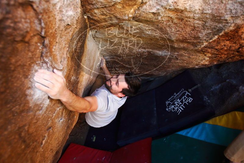 

Filename: SRM_20180101_1125450.jpg
Aperture: f/2.8
Shutter Speed: 1/125
Body: Canon EOS-1D Mark II
Lens: Canon EF 16-35mm f/2.8 L