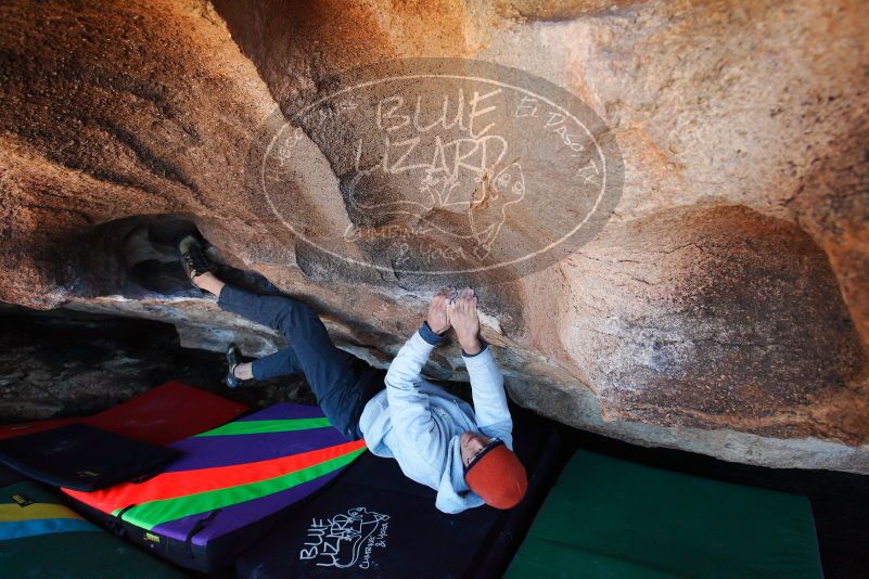 

Filename: SRM_20180101_1240320.jpg
Aperture: f/5.0
Shutter Speed: 1/250
Body: Canon EOS-1D Mark II
Lens: Canon EF 16-35mm f/2.8 L