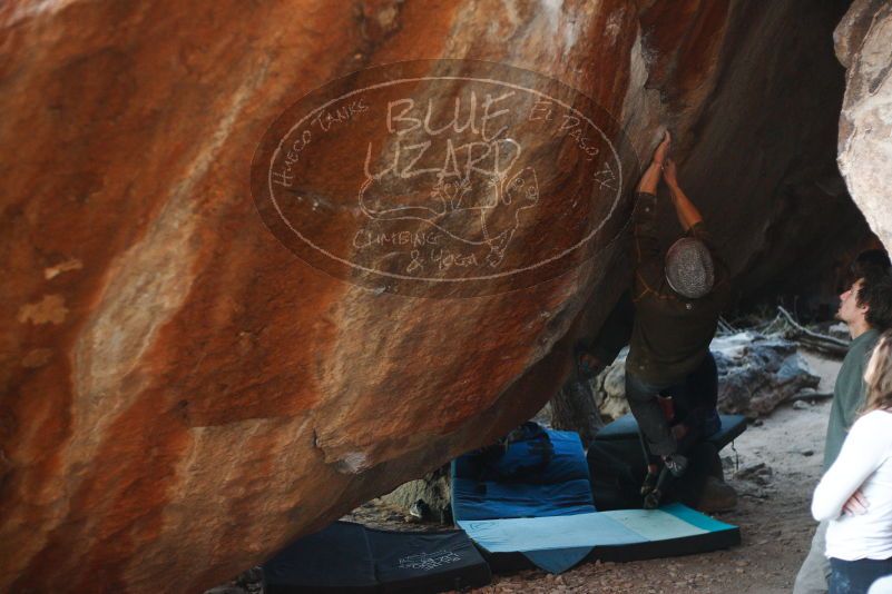 

Filename: SRM_20180107_1758220.jpg
Aperture: f/2.2
Shutter Speed: 1/160
Body: Canon EOS-1D Mark II
Lens: Canon EF 50mm f/1.8 II