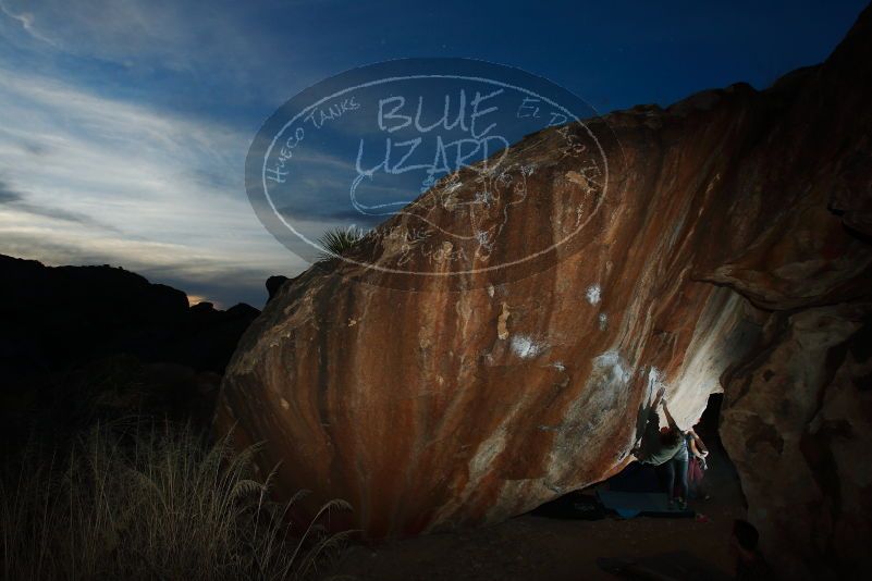 

Filename: SRM_20180107_1809450.jpg
Aperture: f/8.0
Shutter Speed: 1/250
Body: Canon EOS-1D Mark II
Lens: Canon EF 16-35mm f/2.8 L