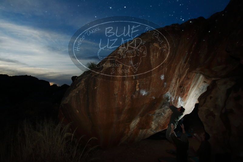 

Filename: SRM_20180107_1810050.jpg
Aperture: f/8.0
Shutter Speed: 1/250
Body: Canon EOS-1D Mark II
Lens: Canon EF 16-35mm f/2.8 L