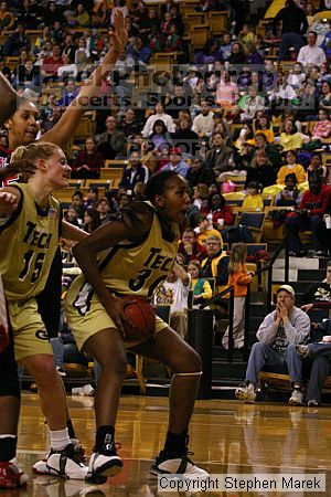 

Filename: img_1874_std.jpg
Aperture: f/3.2
Shutter Speed: 1/640
Body: Canon EOS DIGITAL REBEL
Lens: Canon EF 80-200mm f/2.8 L