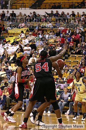 

Filename: img_1834_std.jpg
Aperture: f/3.2
Shutter Speed: 1/320
Body: Canon EOS DIGITAL REBEL
Lens: Canon EF 80-200mm f/2.8 L