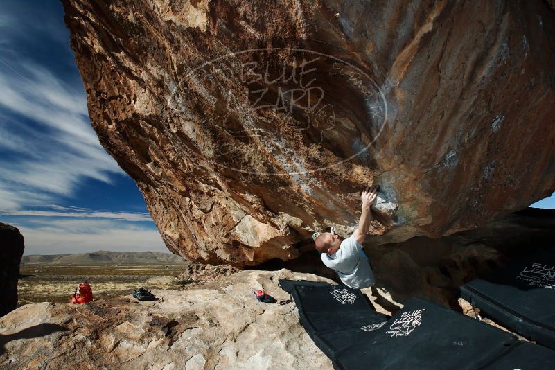 

Filename: SRM_20180109_1147560.jpg
Aperture: f/8.0
Shutter Speed: 1/250
Body: Canon EOS-1D Mark II
Lens: Canon EF 16-35mm f/2.8 L