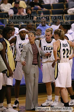 

Filename: img_2143_std.jpg
Aperture: f/2.8
Shutter Speed: 1/640
Body: Canon EOS DIGITAL REBEL
Lens: Canon EF 80-200mm f/2.8 L