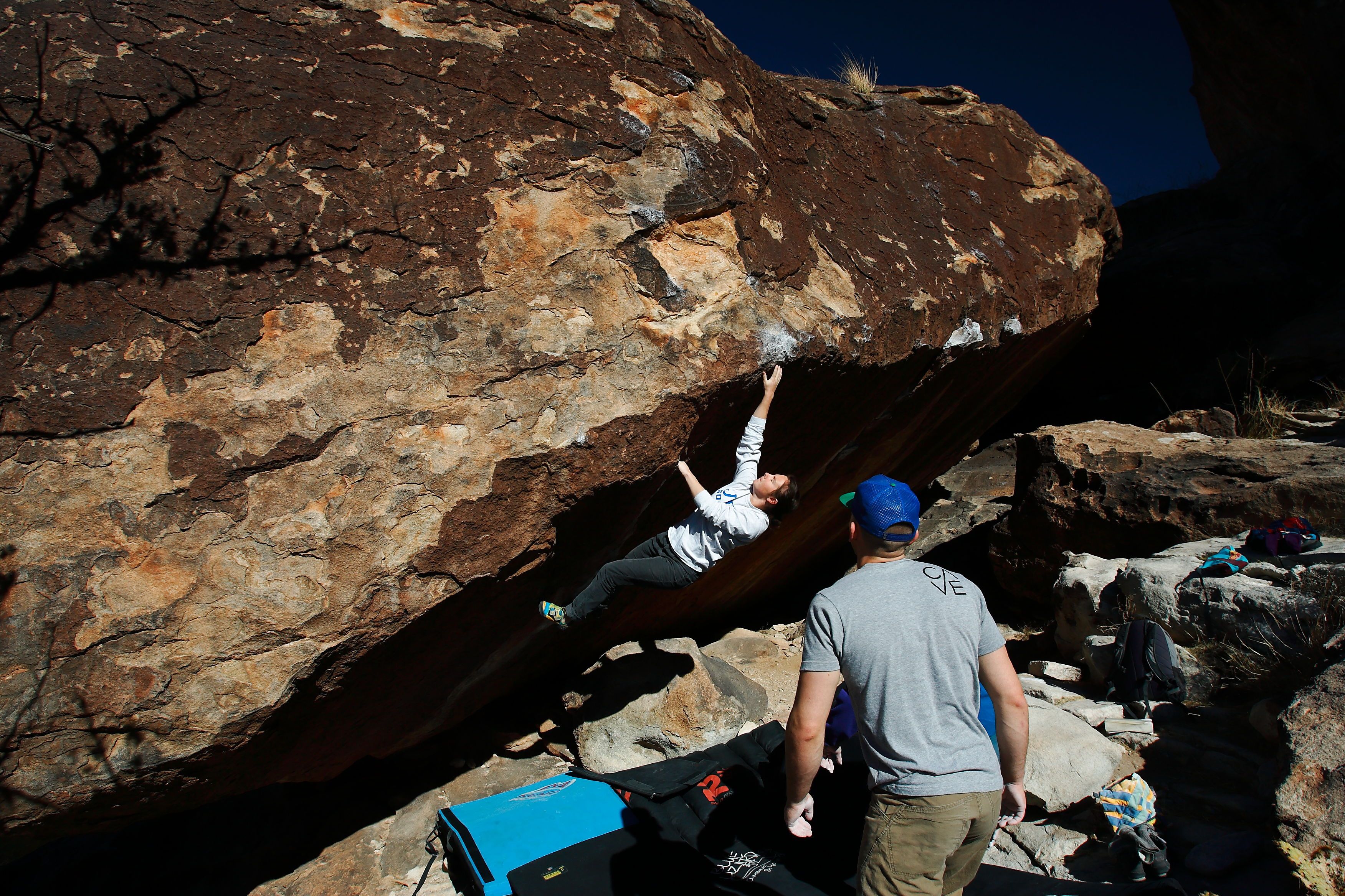 

Filename: SRM_20180120_1218151.jpg
Aperture: f/8.0
Shutter Speed: 1/250
Body: Canon EOS-1D Mark II
Lens: Canon EF 16-35mm f/2.8 L