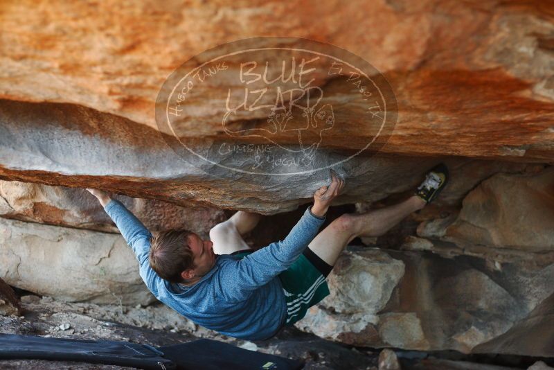 

Filename: SRM_20180128_1552090.jpg
Aperture: f/2.8
Shutter Speed: 1/250
Body: Canon EOS-1D Mark II
Lens: Canon EF 50mm f/1.8 II